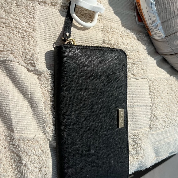 Kate Spade Black Leather Wallet - Picture 6 of 6